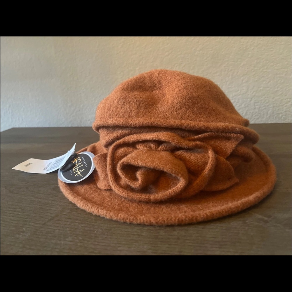 Scala Original Wool Hat Women’s Orange Hat Handmade 1921 NWT